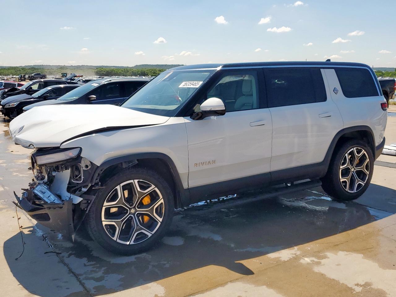 RIVIAN R1S LAUNCH 2023
