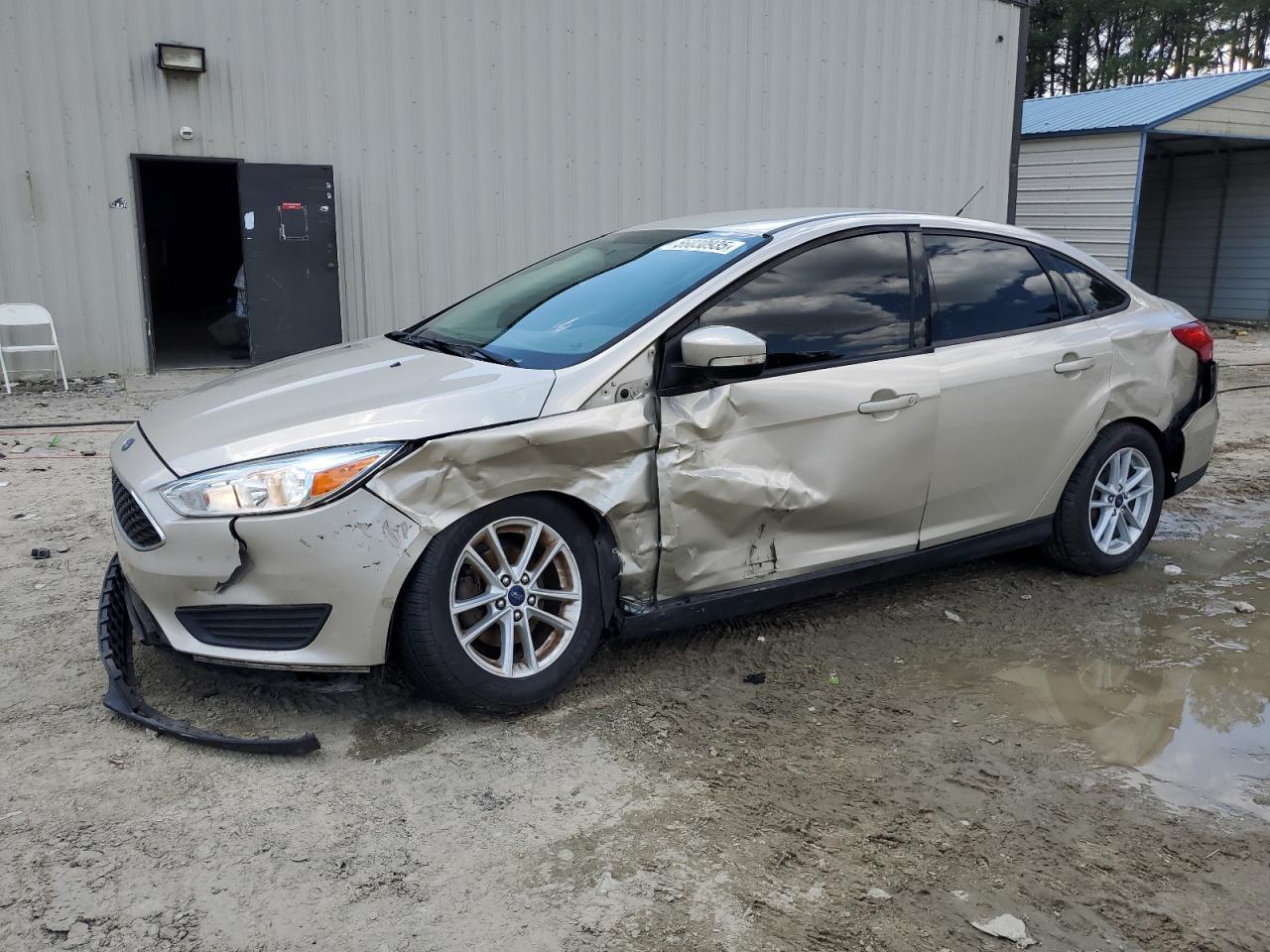 FORD FOCUS SE 2017