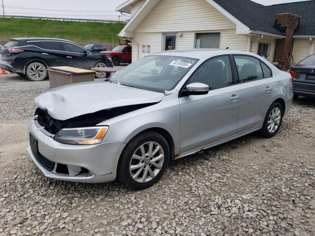 VOLKSWAGEN JETTA 2011