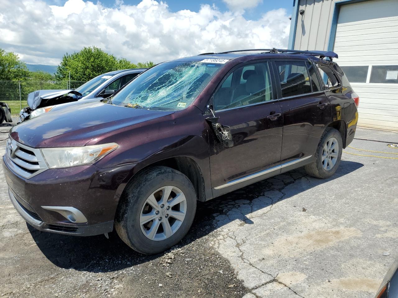 TOYOTA HIGHLANDER 2013