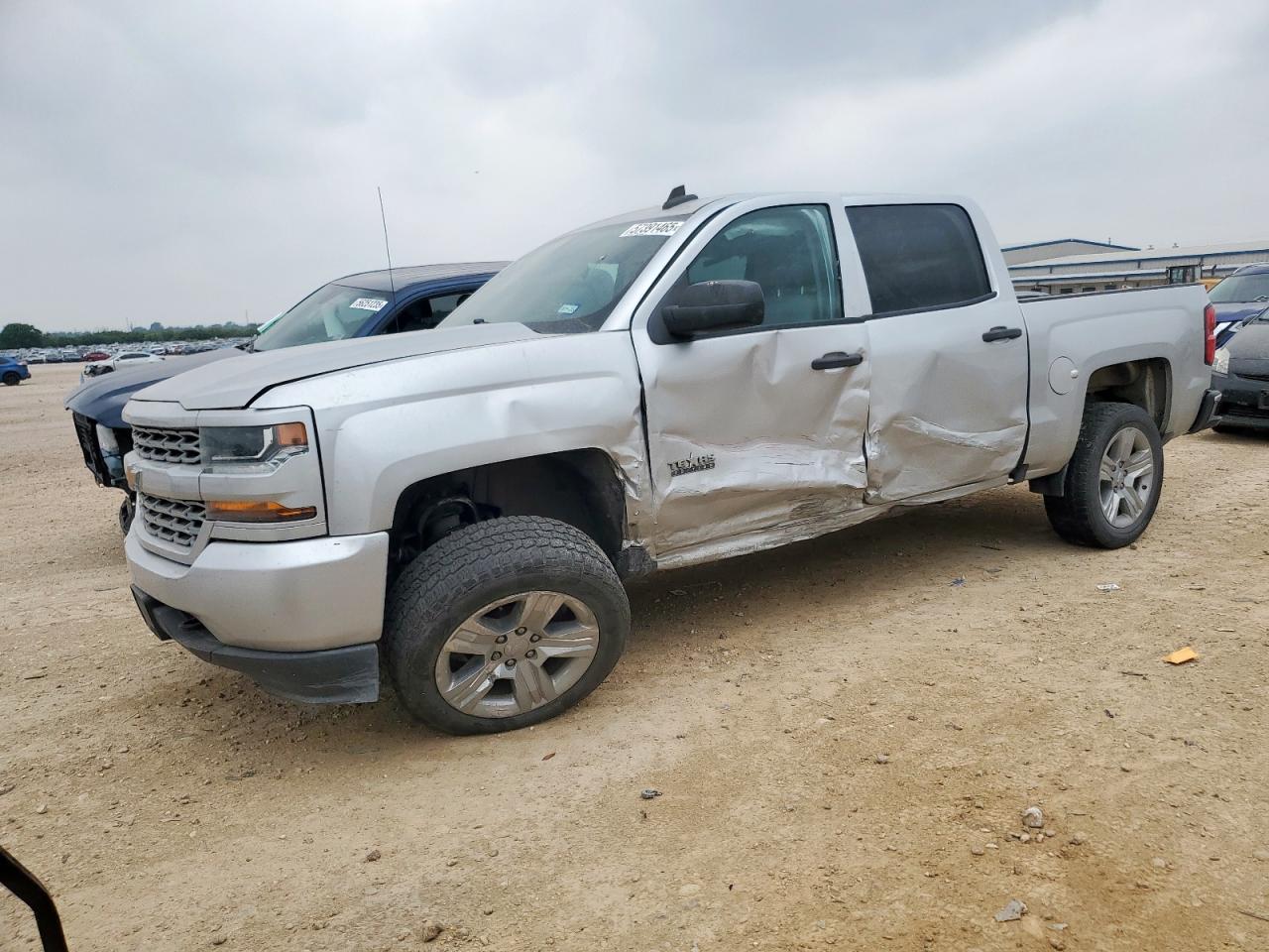 CHEVROLET SILVERADO 2018