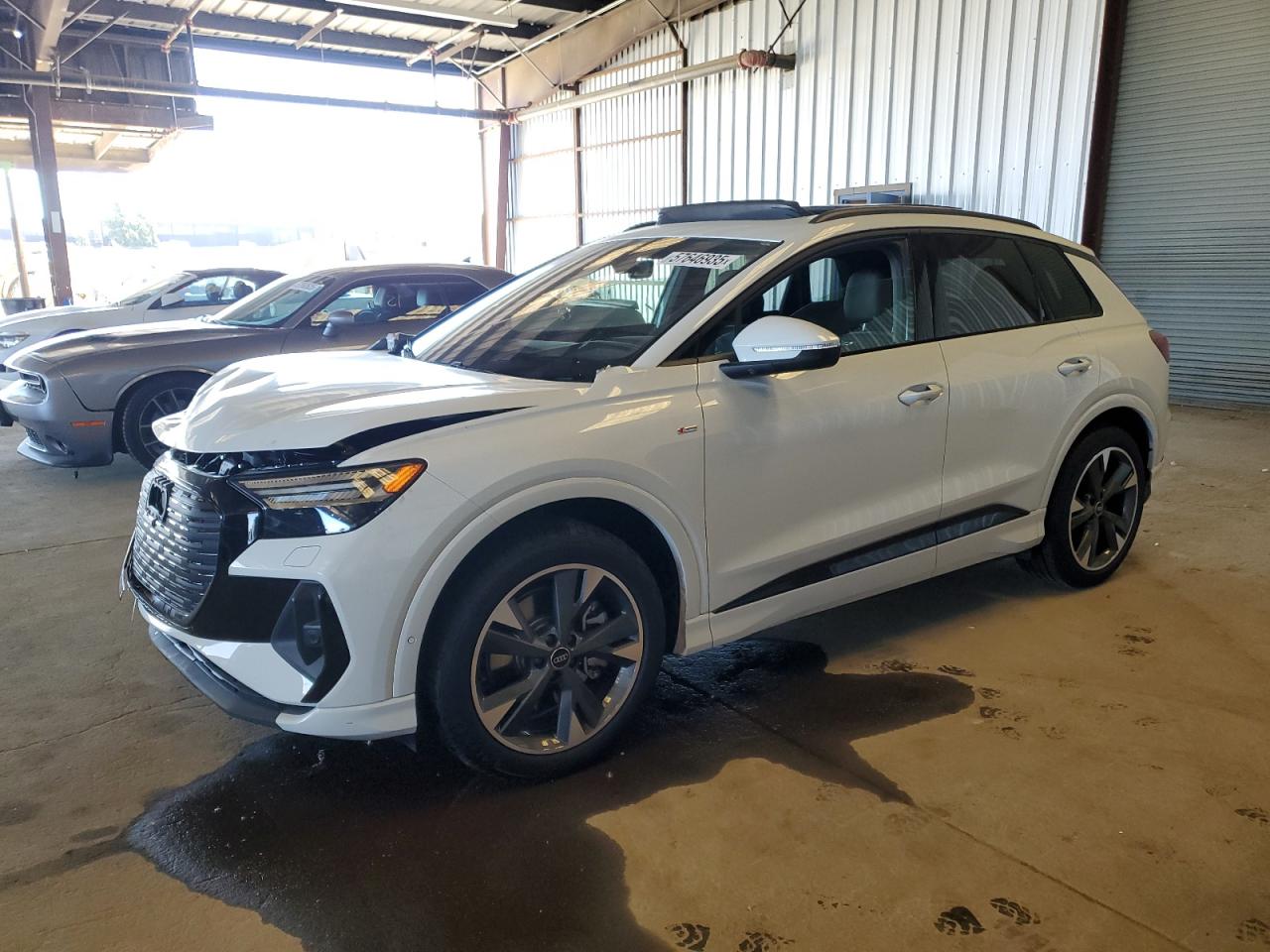 AUDI Q4 E-TRON 2024