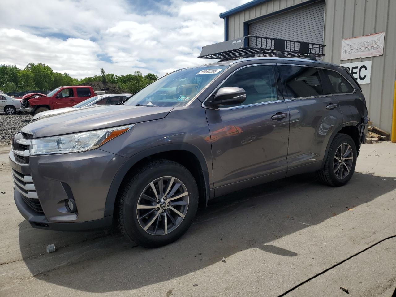 TOYOTA HIGHLANDER 2018