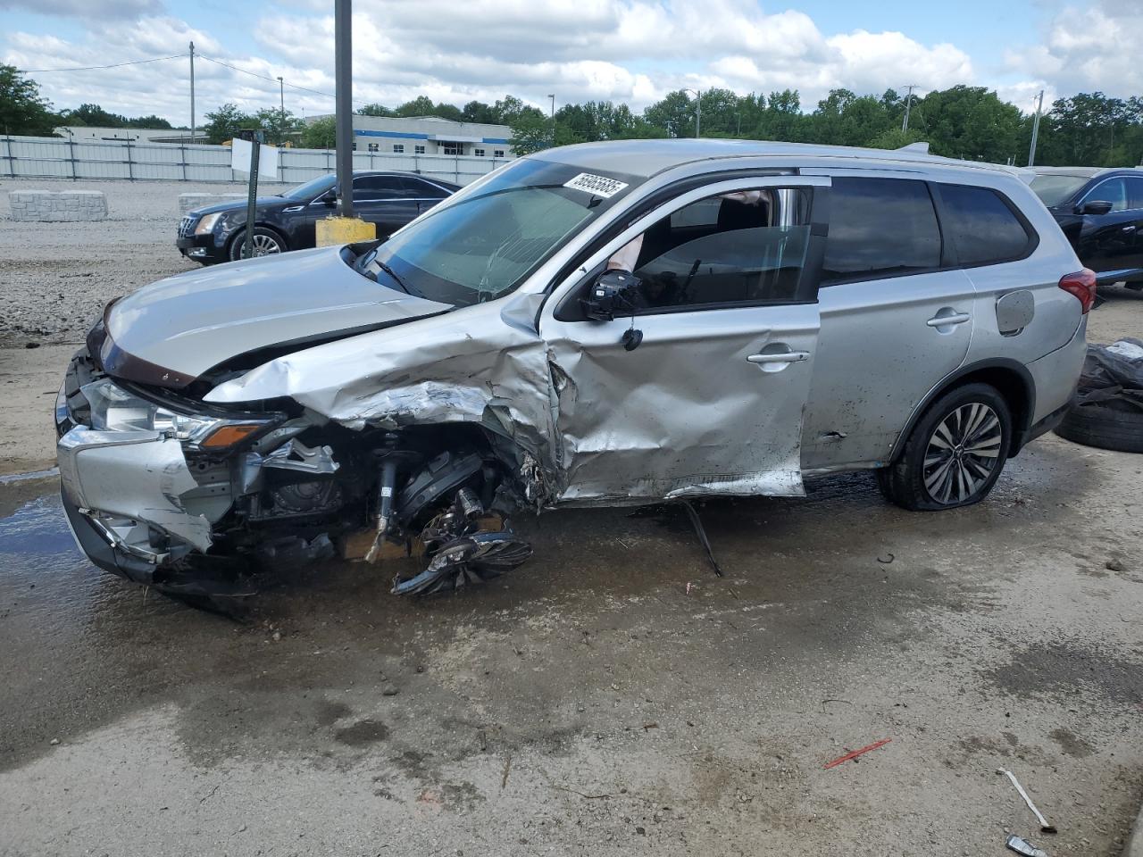 MITSUBISHI OUTLANDER 2019