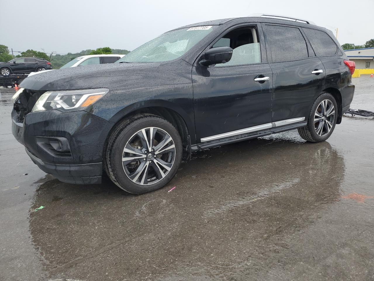 NISSAN PATHFINDER 2017