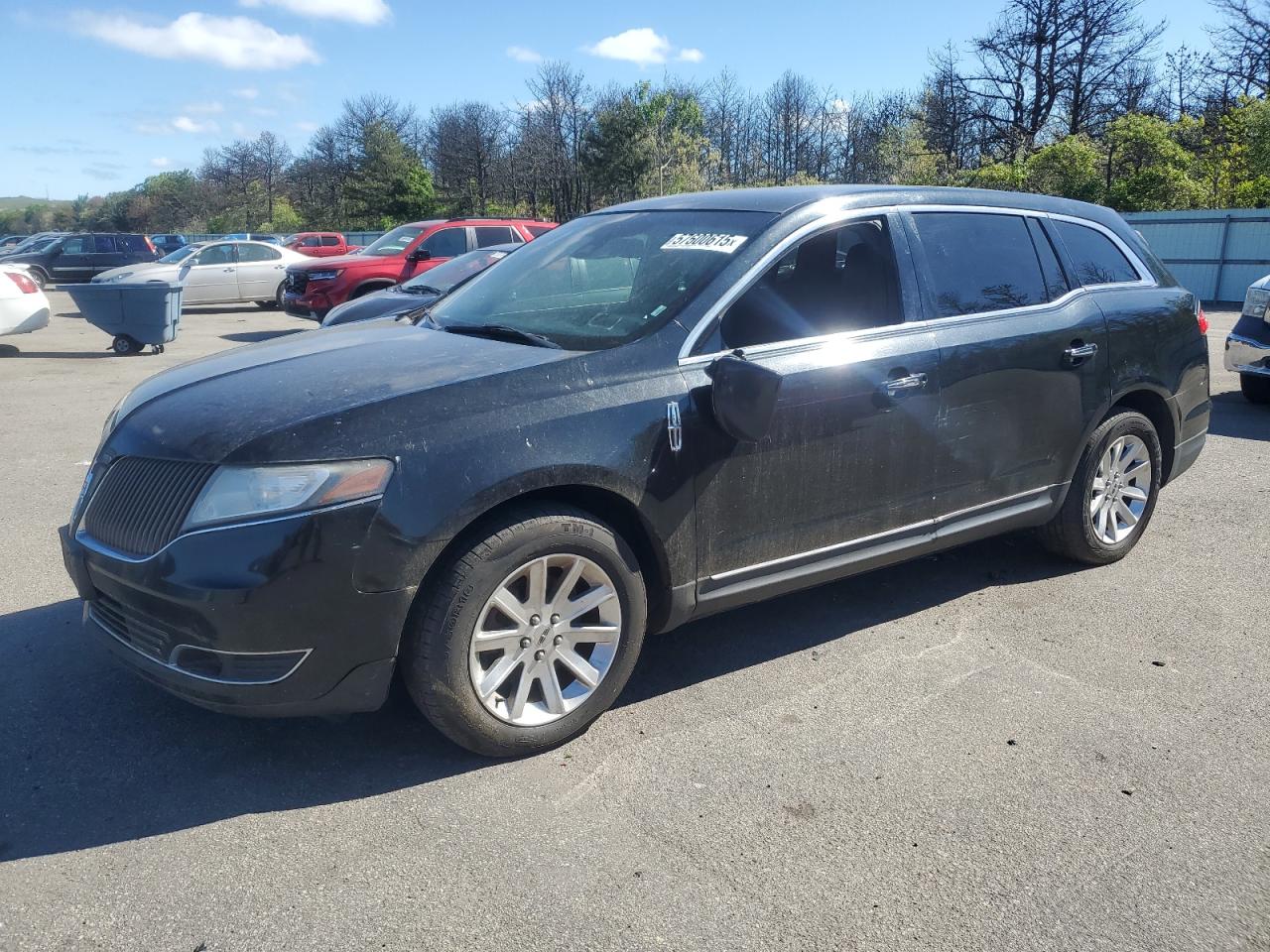 LINCOLN MKT 2014