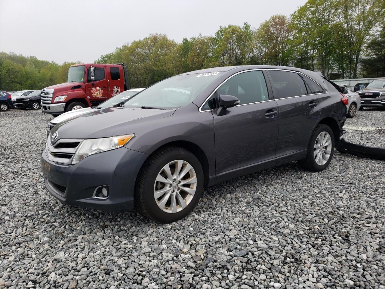 TOYOTA VENZA LE 2015