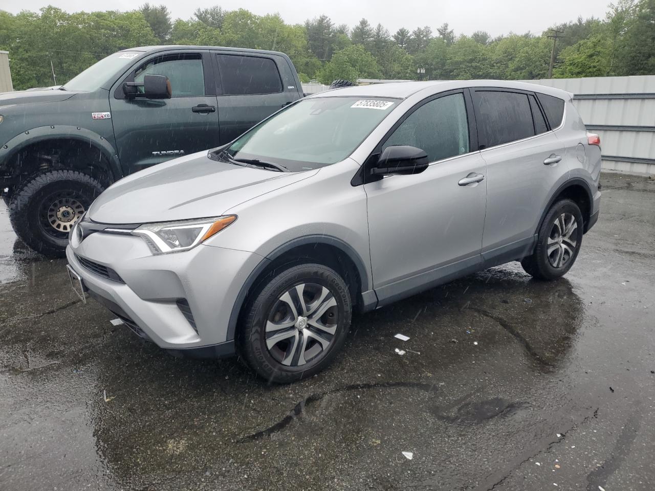TOYOTA RAV4 LE 2018