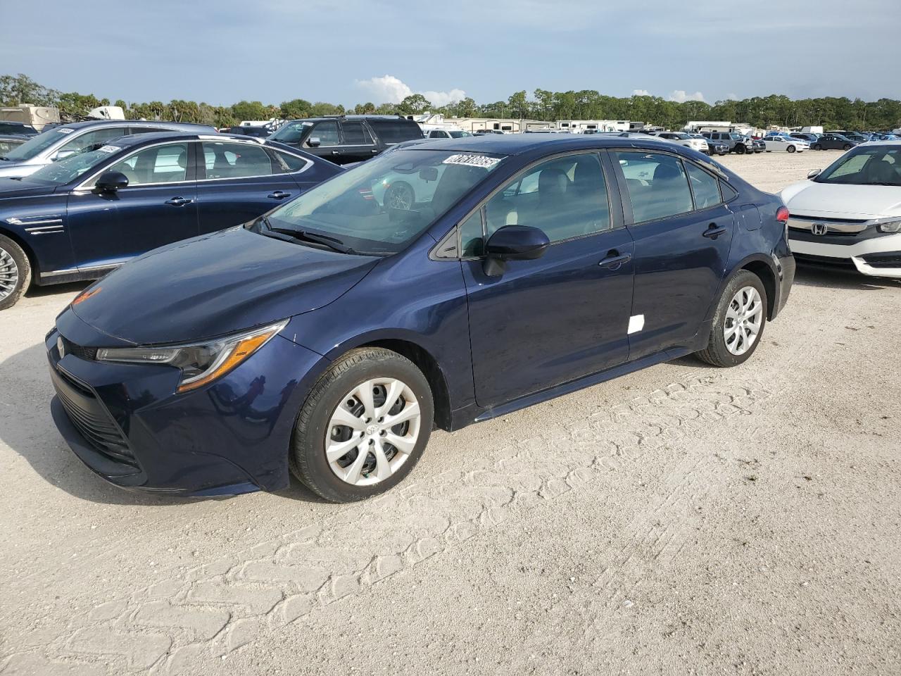 TOYOTA COROLLA LE 2024