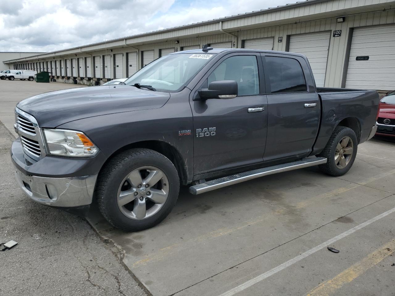 RAM 1500 SLT 2017