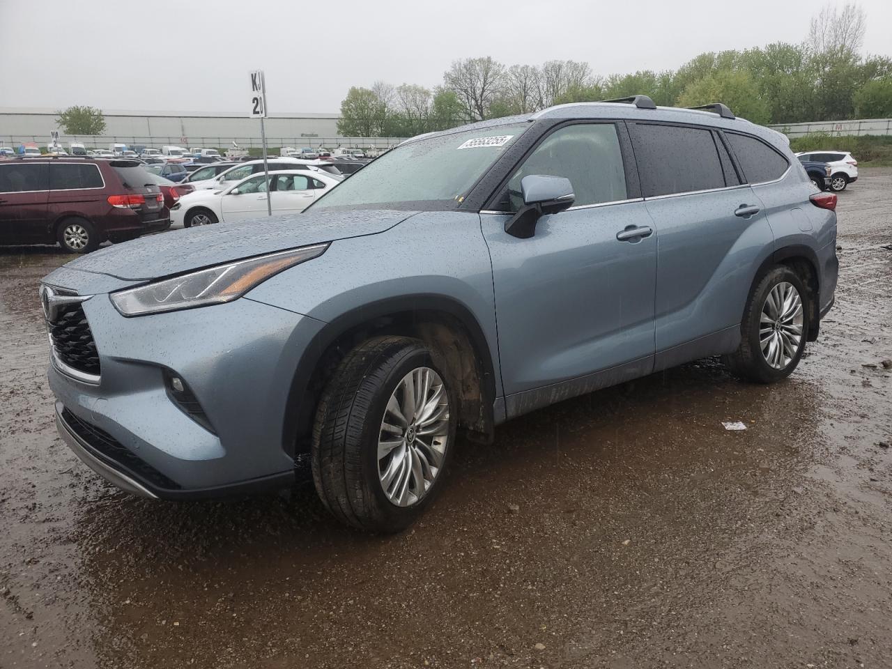 TOYOTA HIGHLANDER 2023