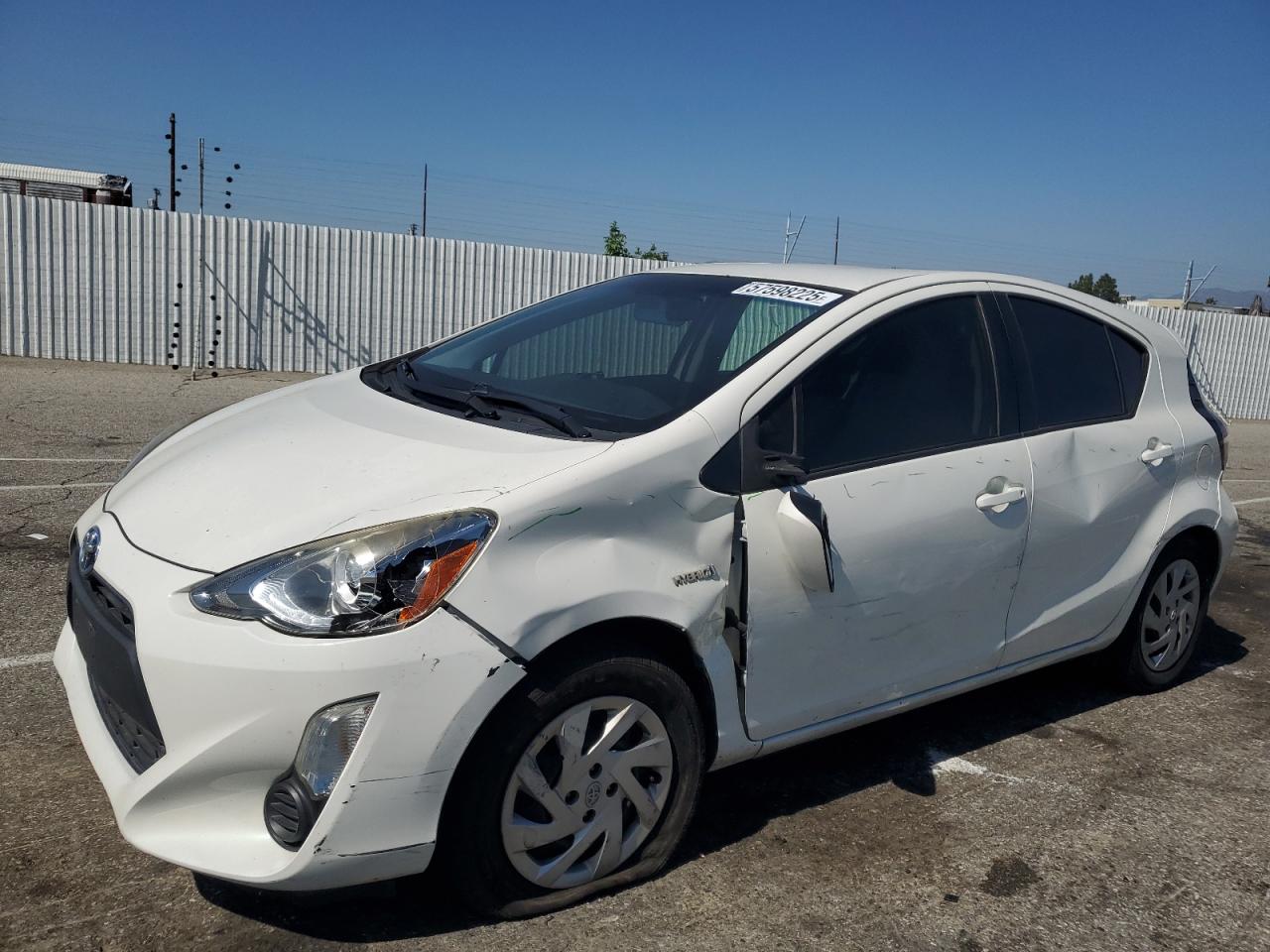 TOYOTA PRIUS C 2015