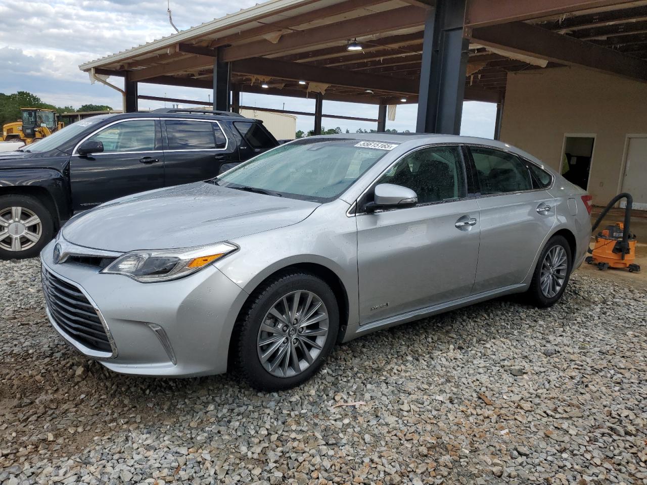 TOYOTA AVALON HYB 2016