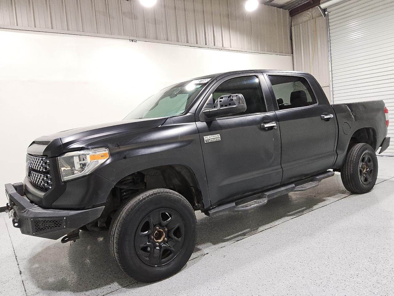 TOYOTA TUNDRA CRE 2020