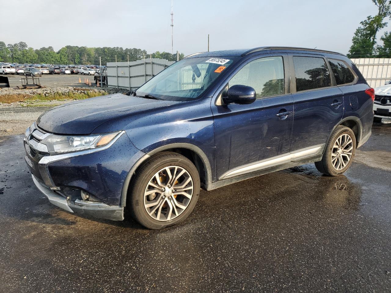 MITSUBISHI OUTLANDER 2016