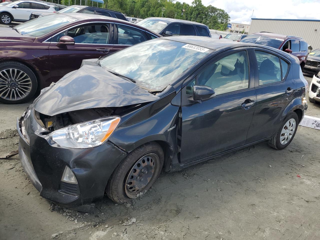 TOYOTA PRIUS C 2013