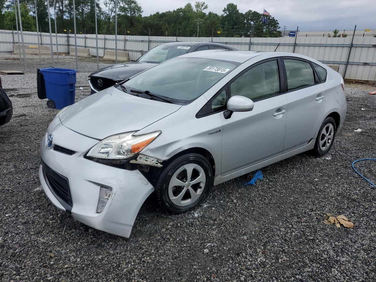 TOYOTA PRIUS 2015
