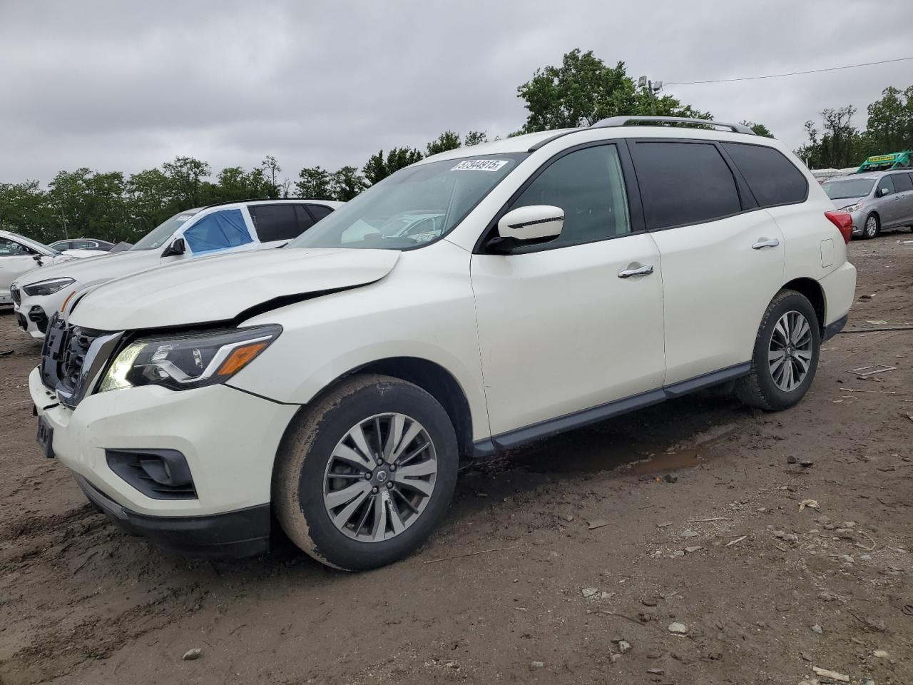 NISSAN PATHFINDER 2018