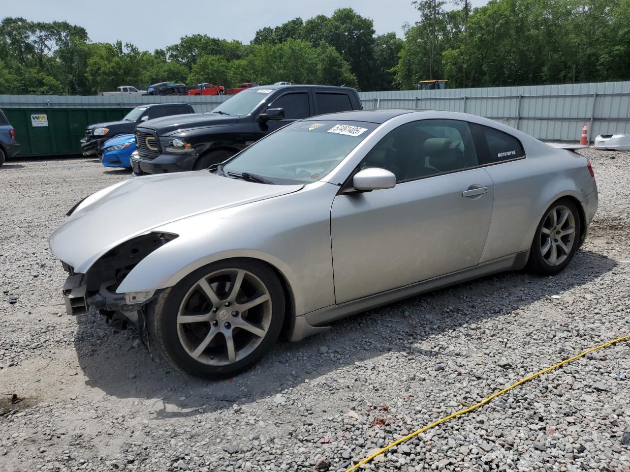 INFINITI G35 2005