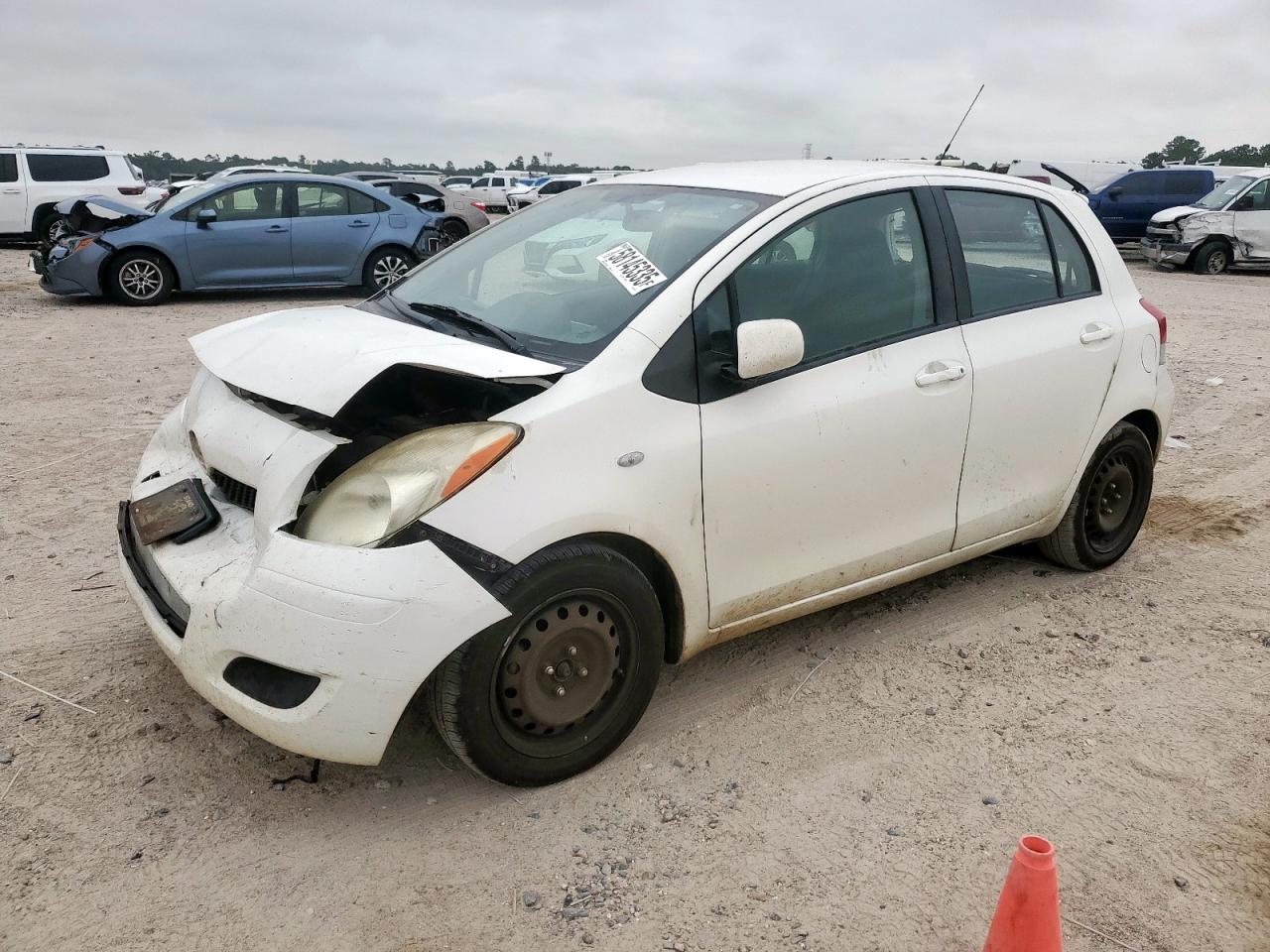 TOYOTA YARIS 2009