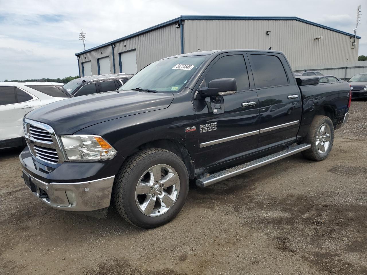 RAM 1500 SLT 2017