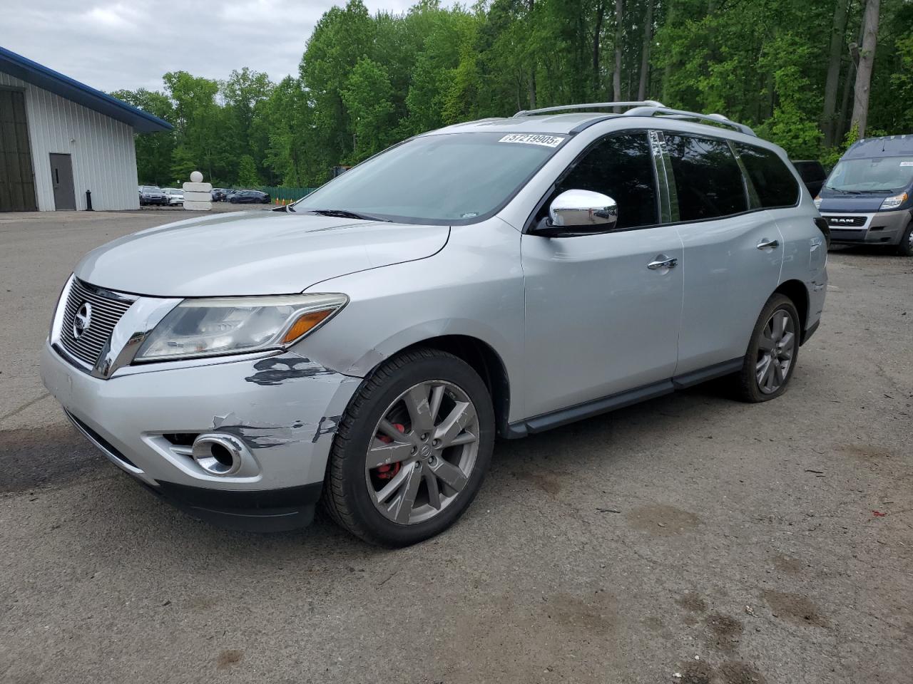 NISSAN PATHFINDER 2016