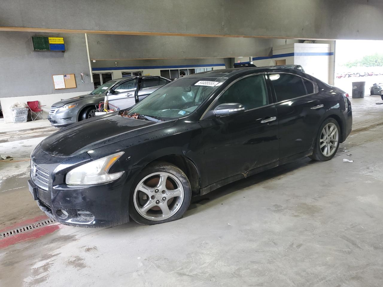 NISSAN MAXIMA S 2011