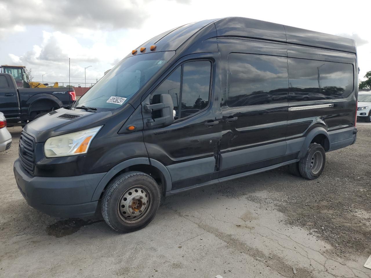 FORD TRANSIT T- 2016