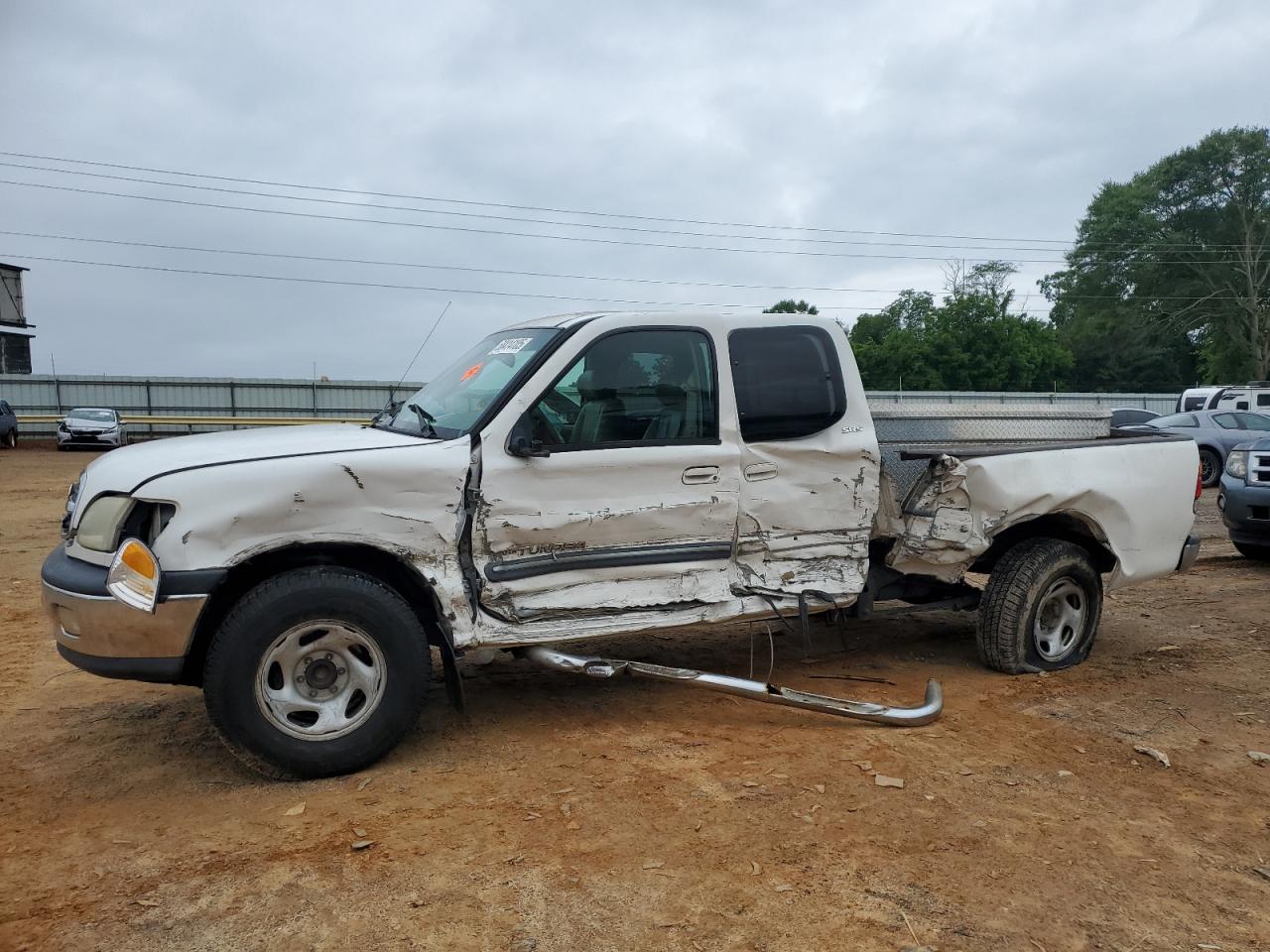 TOYOTA TUNDRA ACC 2002