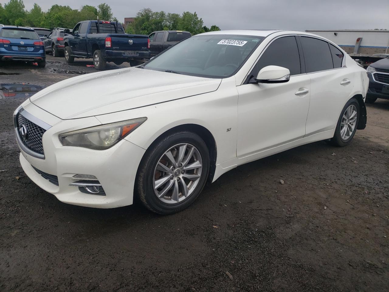 INFINITI Q50 BASE 2014