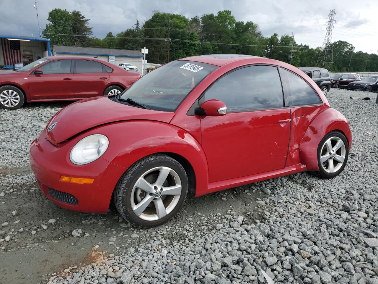 VOLKSWAGEN NEW BEETLE 2010