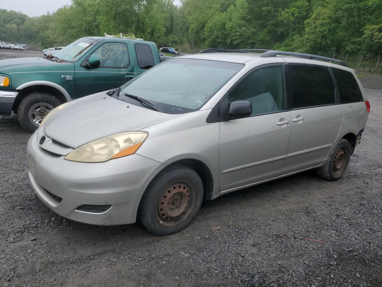 TOYOTA SIENNA 2006