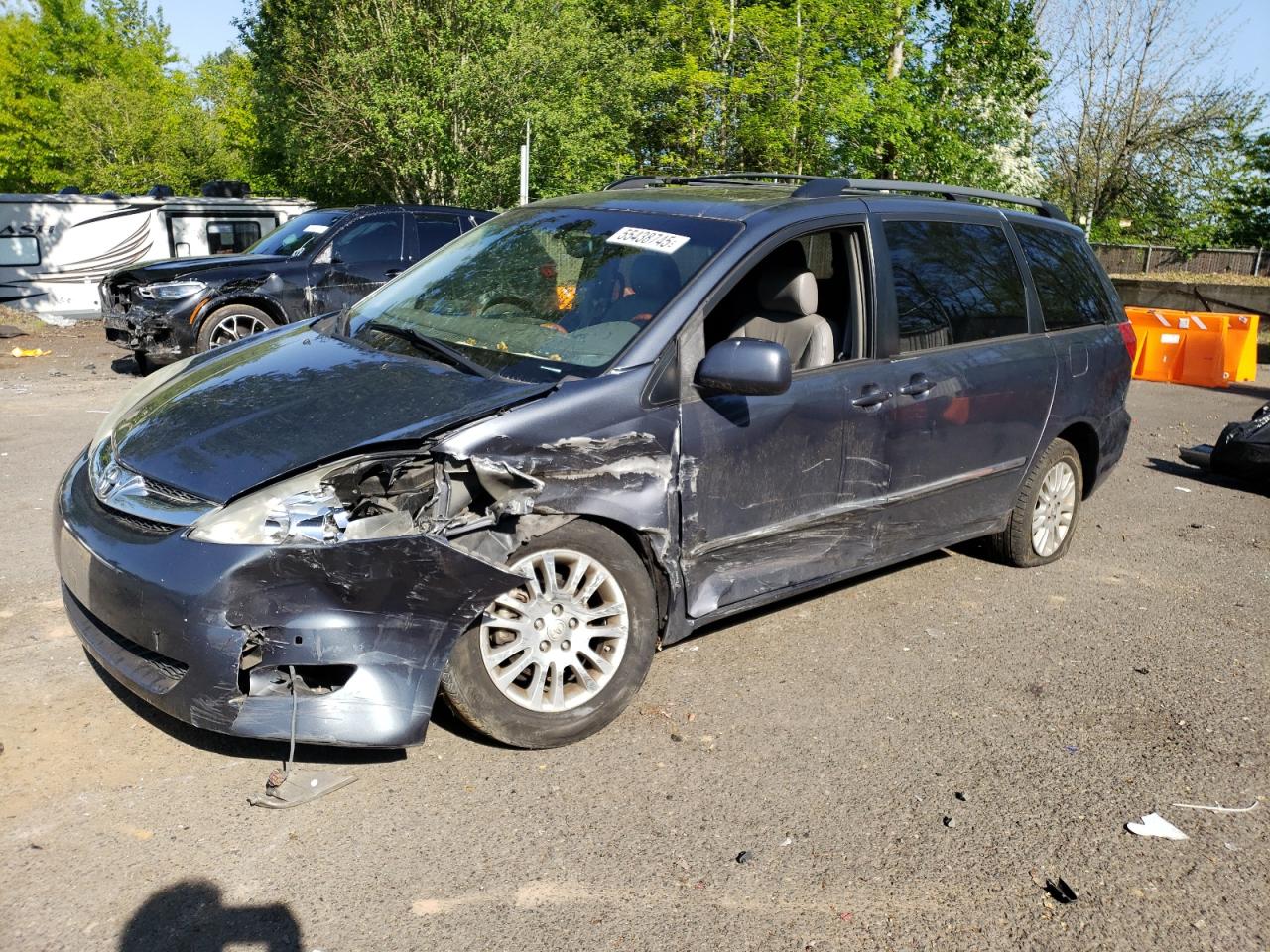 TOYOTA SIENNA XLE 2008