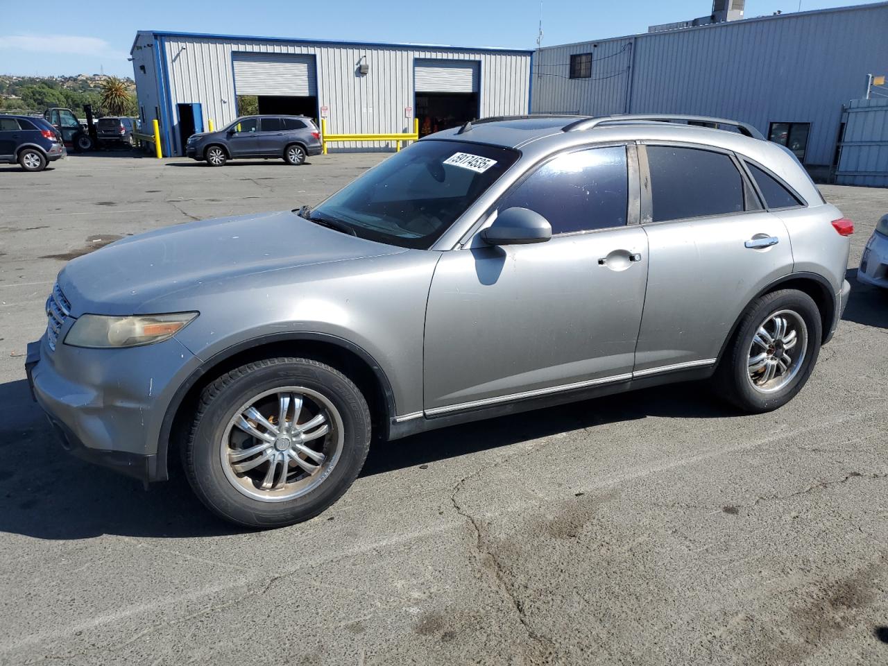 INFINITI FX35 2005
