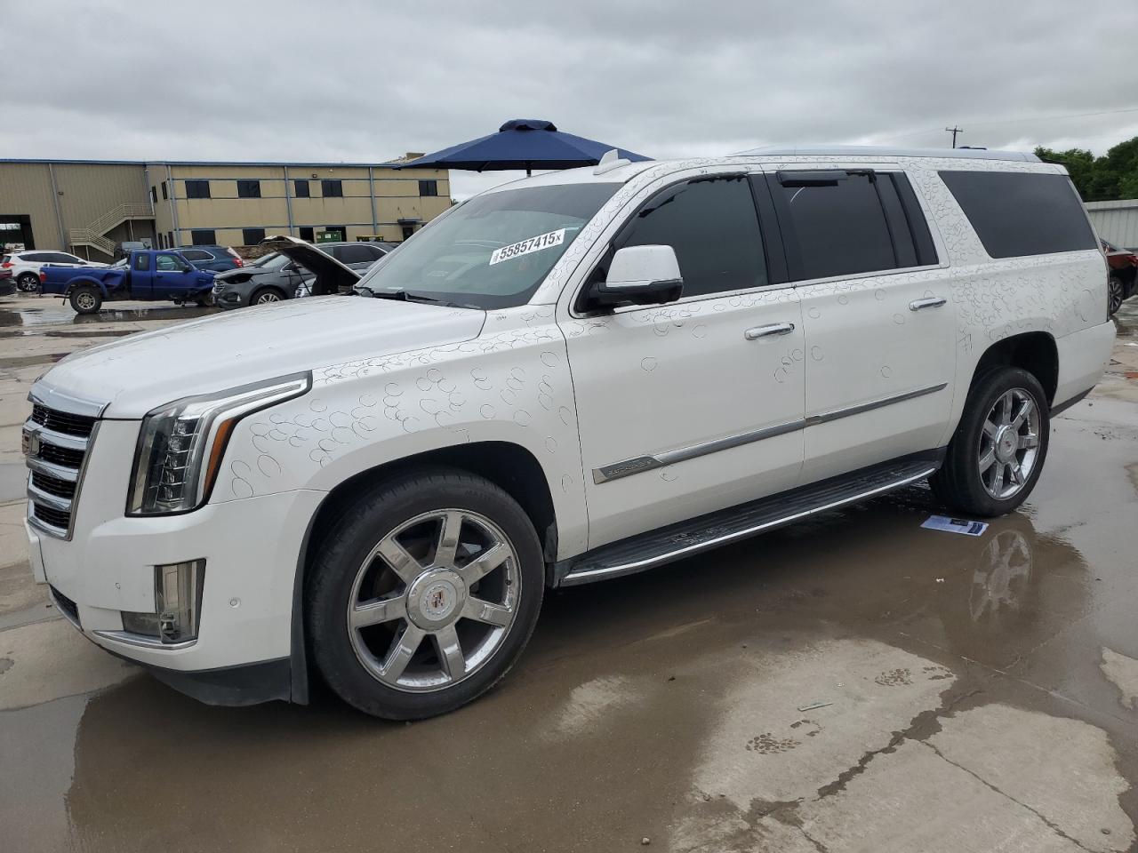 CADILLAC ESCALADE ESV LUXURY 2018