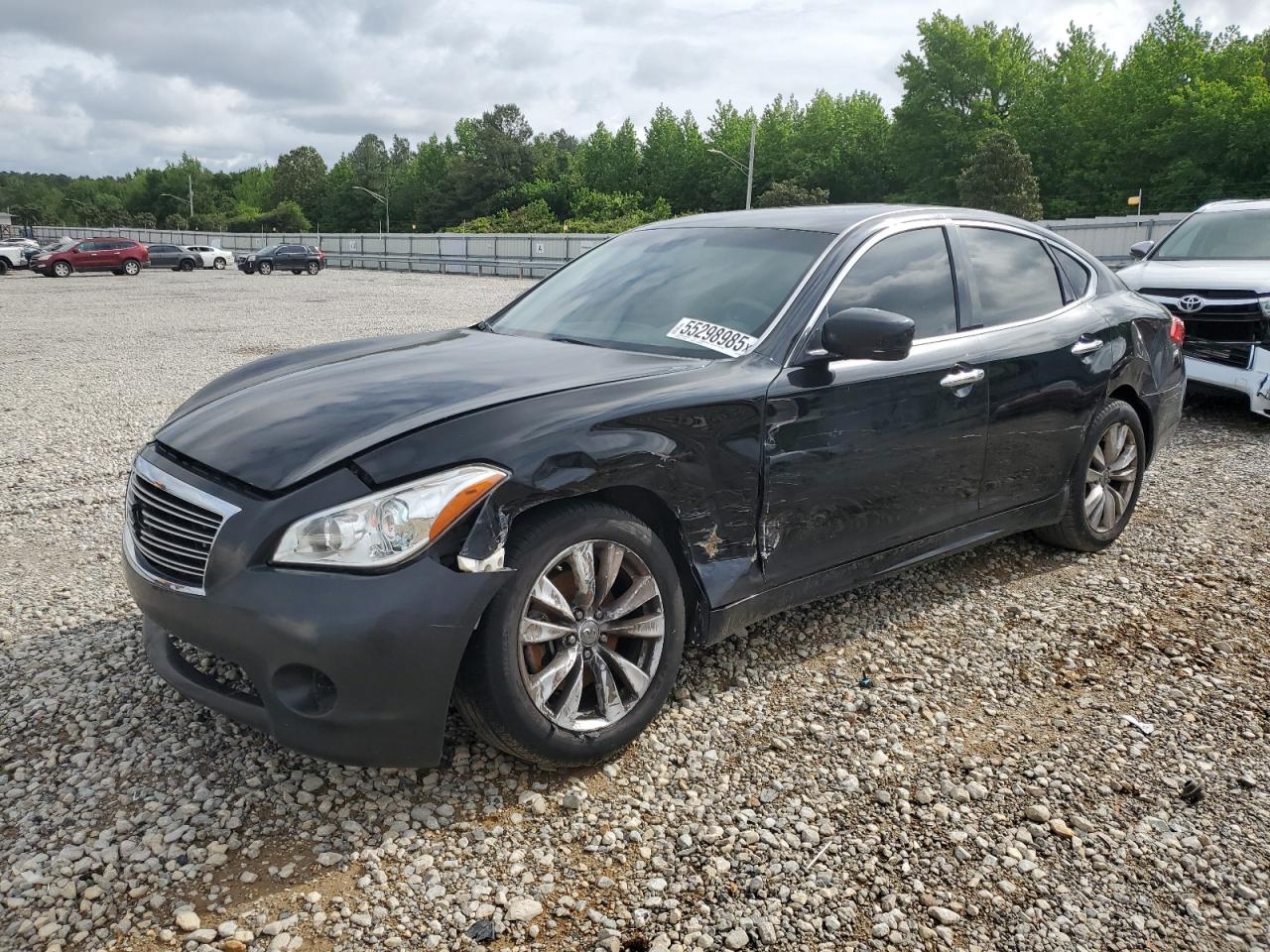 INFINITI M37 X 2011