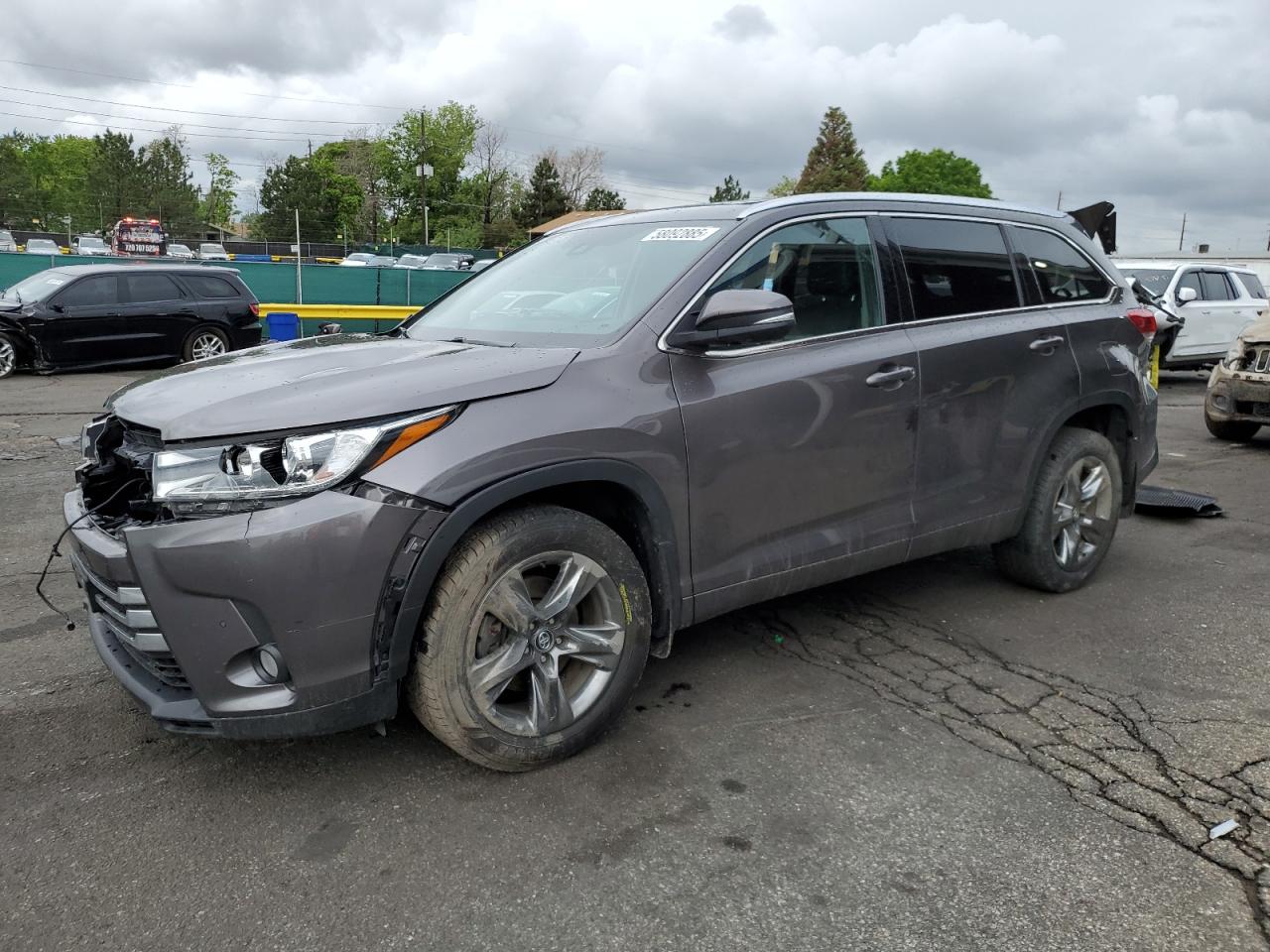 TOYOTA HIGHLANDER 2018