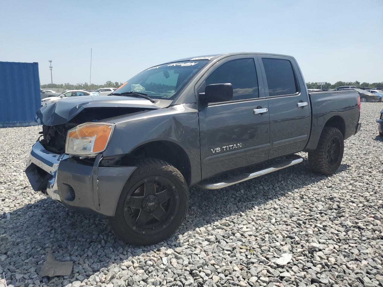 NISSAN TITAN 2009