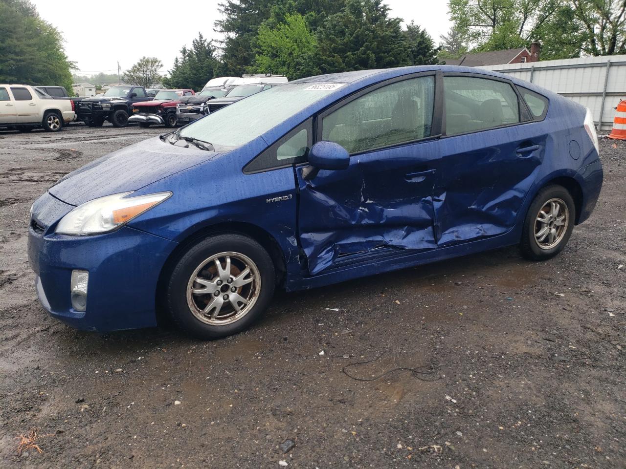 TOYOTA PRIUS 2011