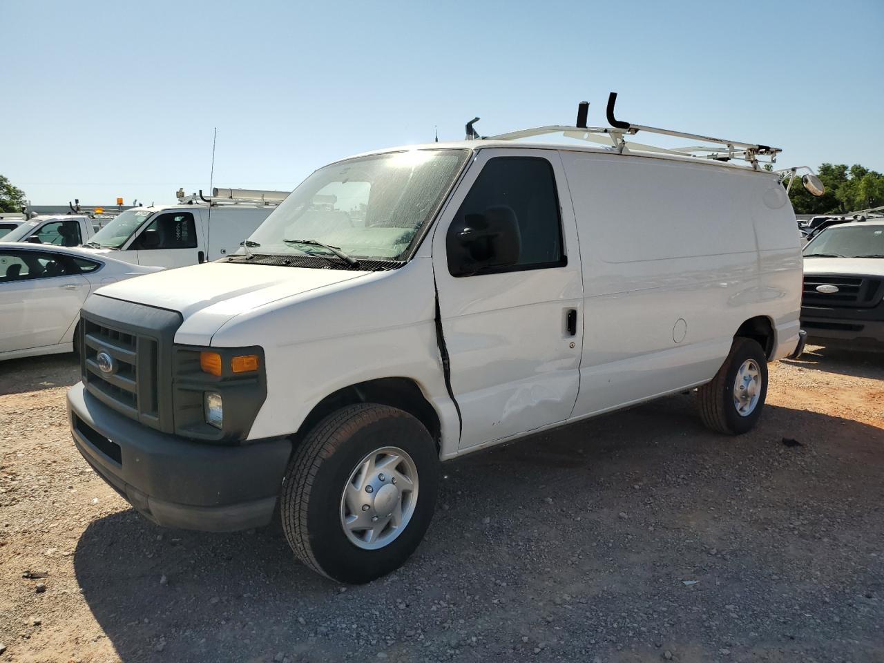 FORD ECONOLINE 2010