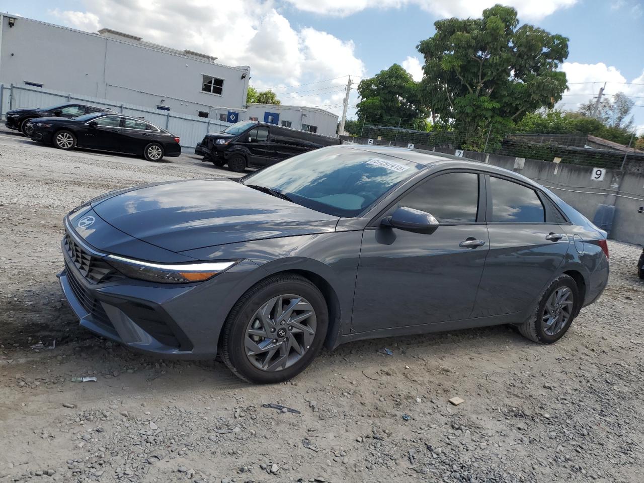 HYUNDAI ELANTRA SE 2024