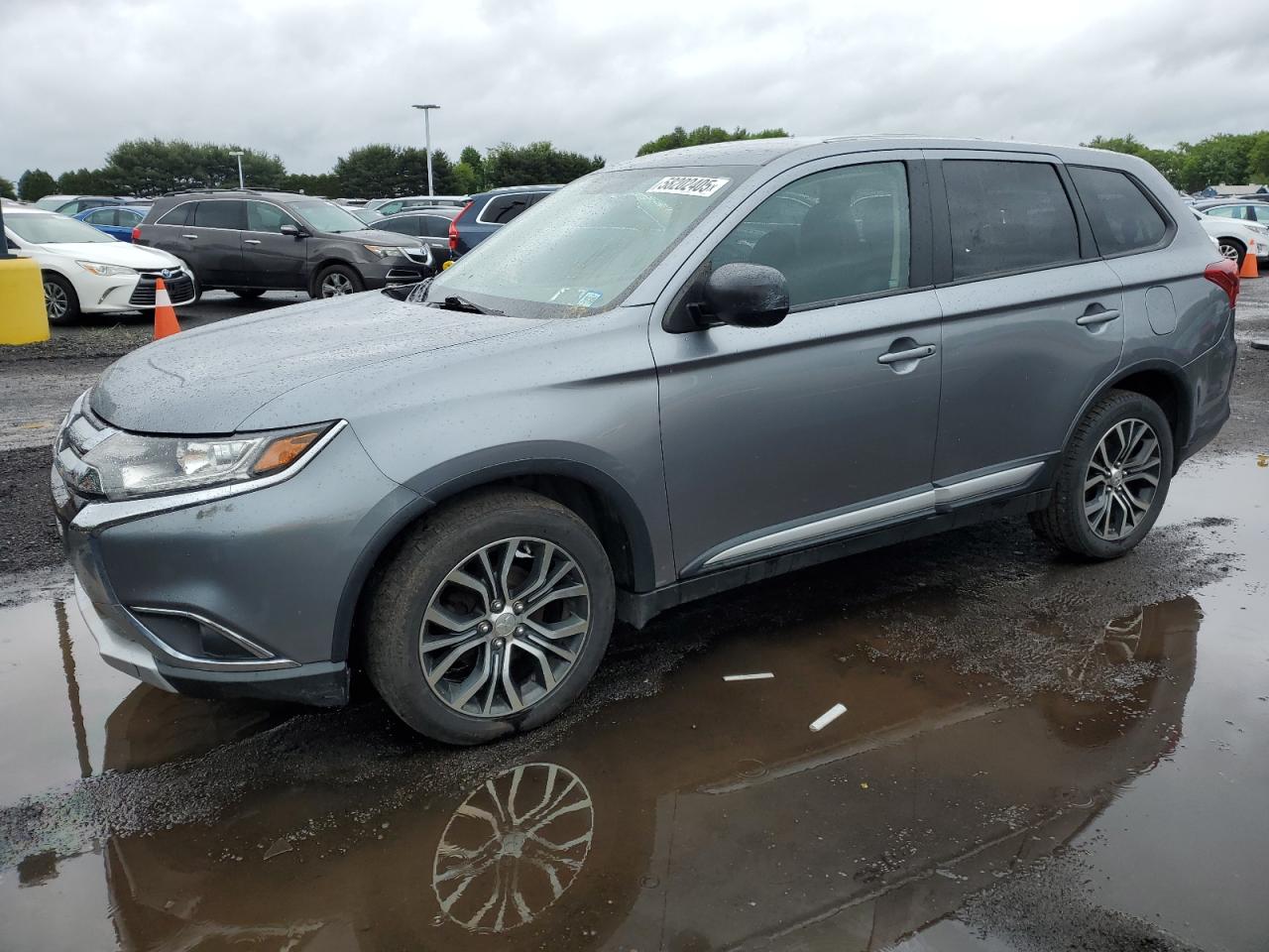 MITSUBISHI OUTLANDER 2016