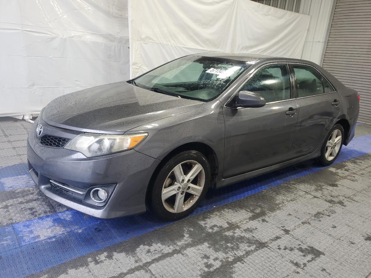 TOYOTA CAMRY L 2013