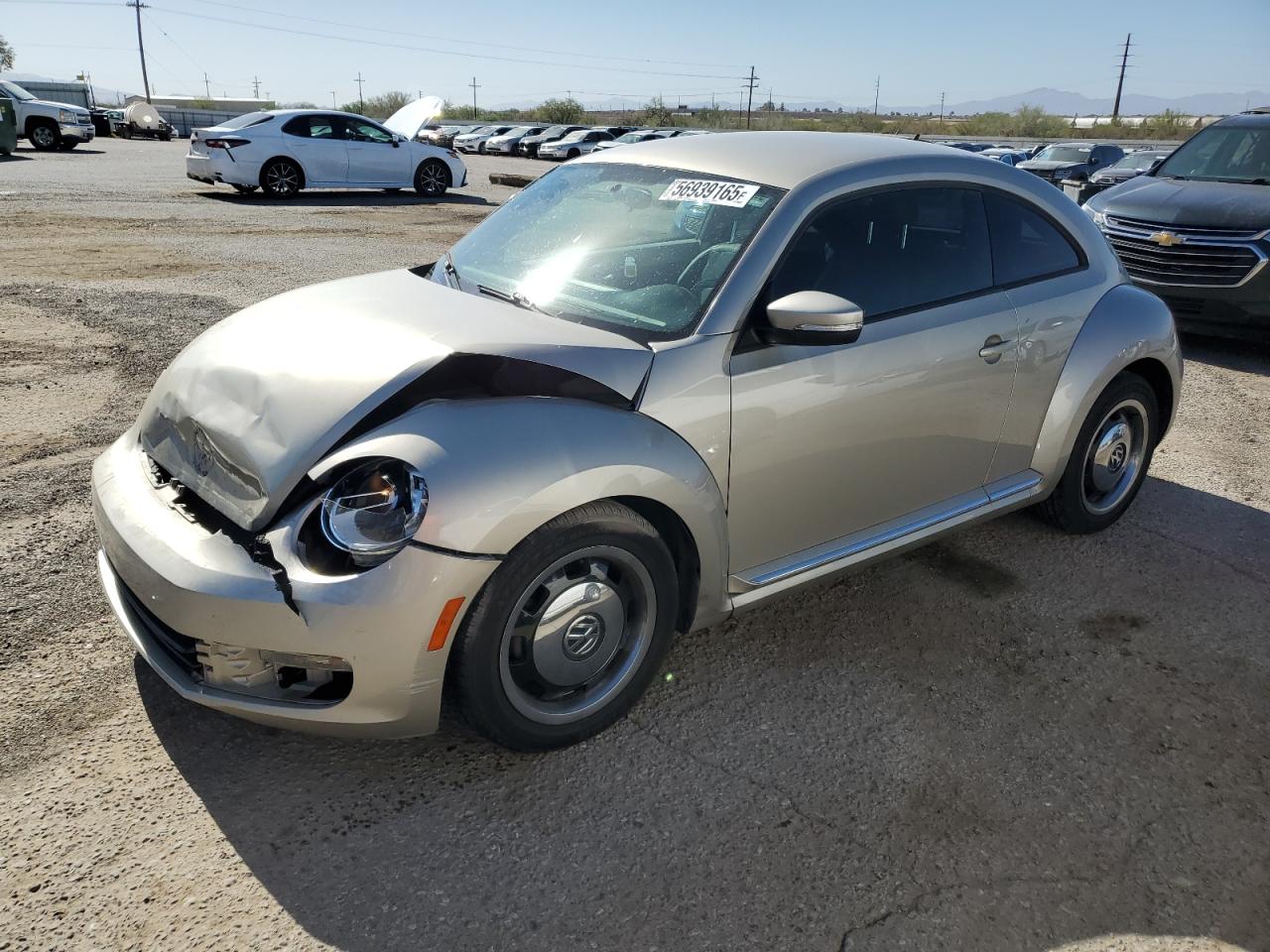 VOLKSWAGEN BEETLE 2012