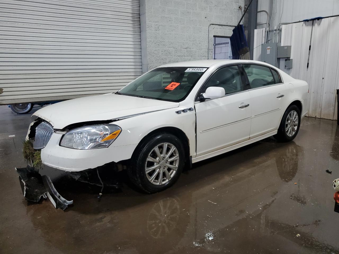 BUICK LUCERNE CX 2011