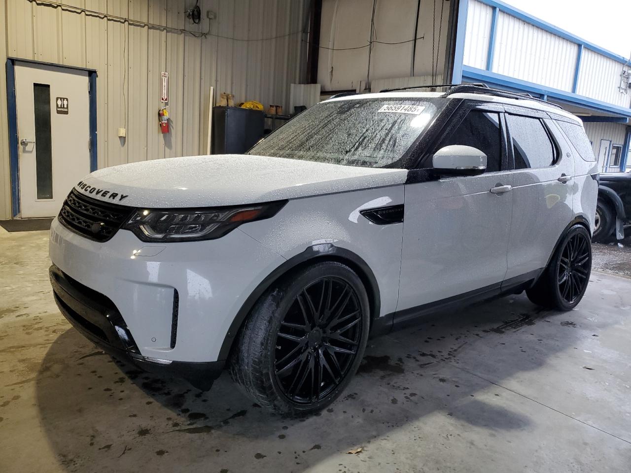 LAND ROVER DISCOVERY 2018
