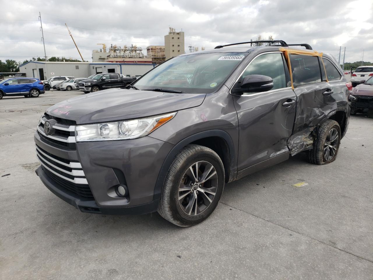TOYOTA HIGHLANDER 2018