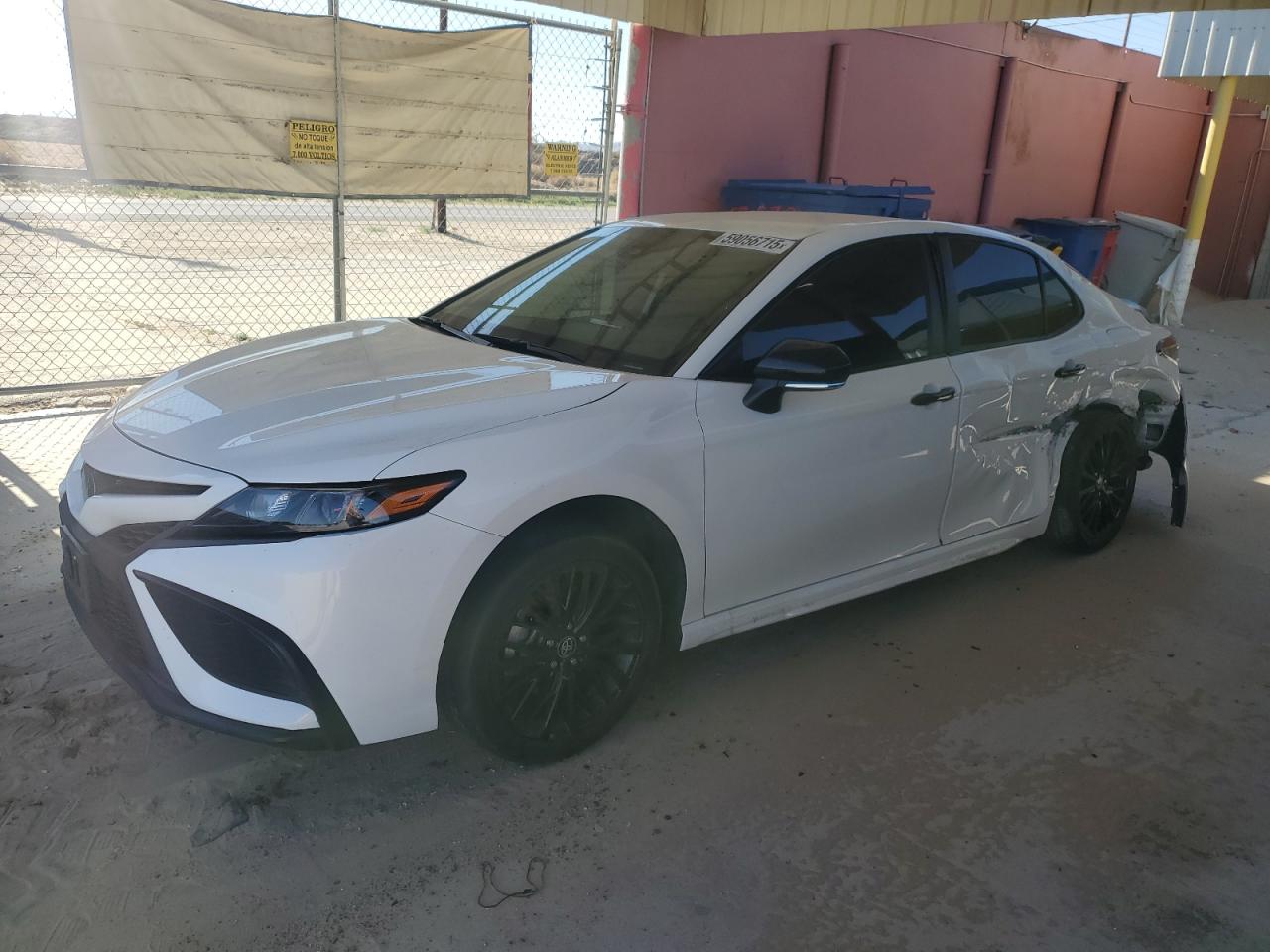 TOYOTA CAMRY NIGH 2022