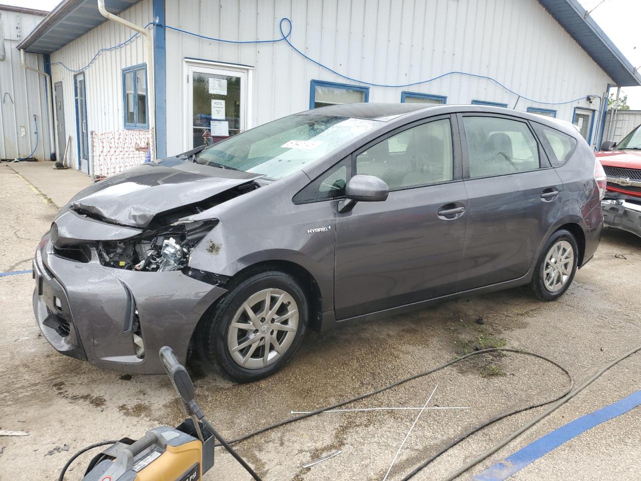 TOYOTA PRIUS V 2016