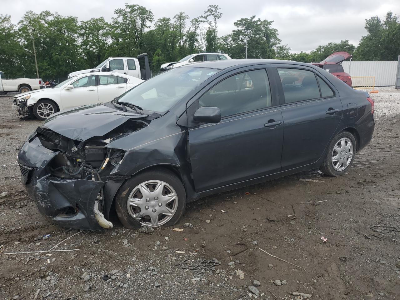 TOYOTA YARIS 2011